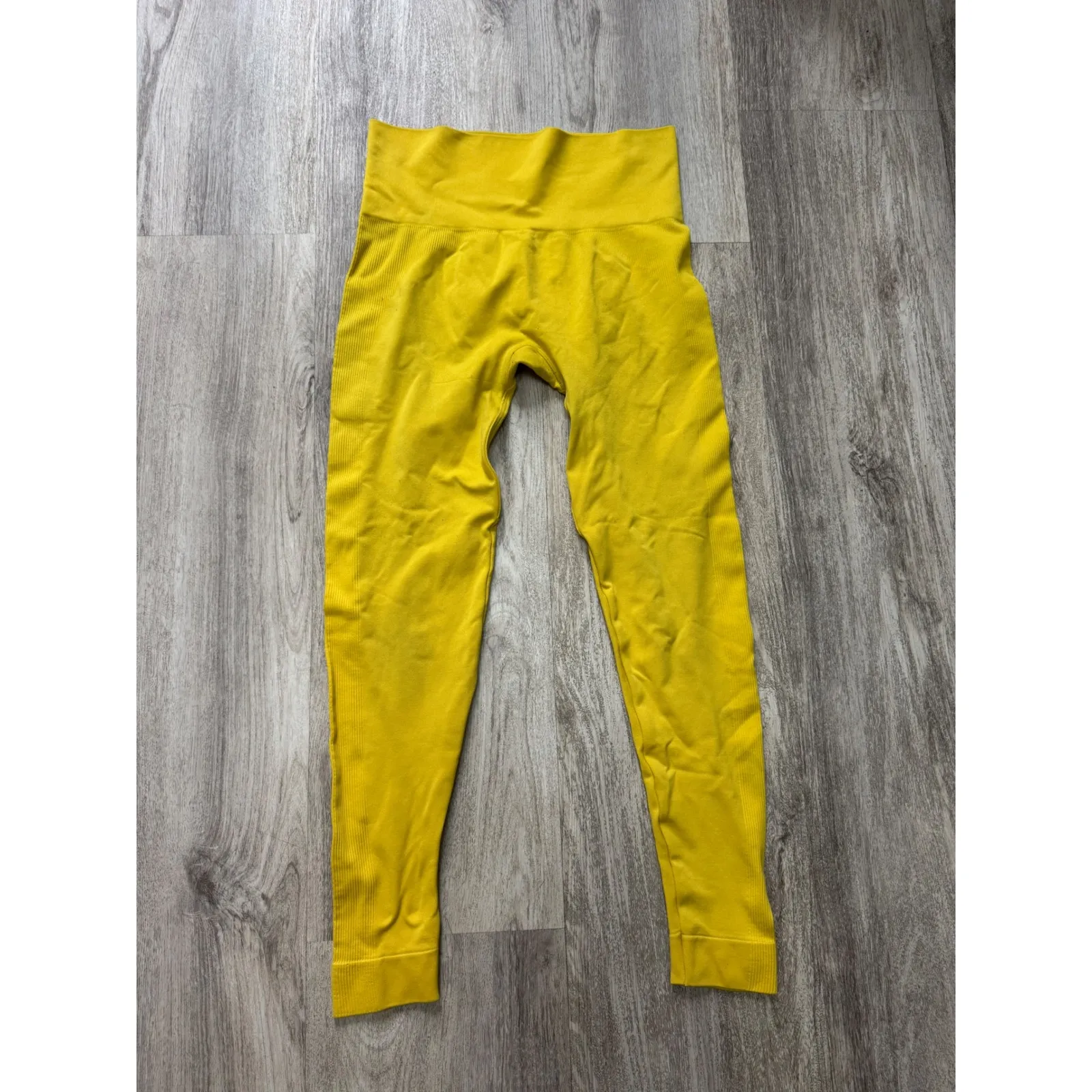 SET Active x Madelyn Cline Ribbed Seamless Leggings Size‎ M/L - Image 2