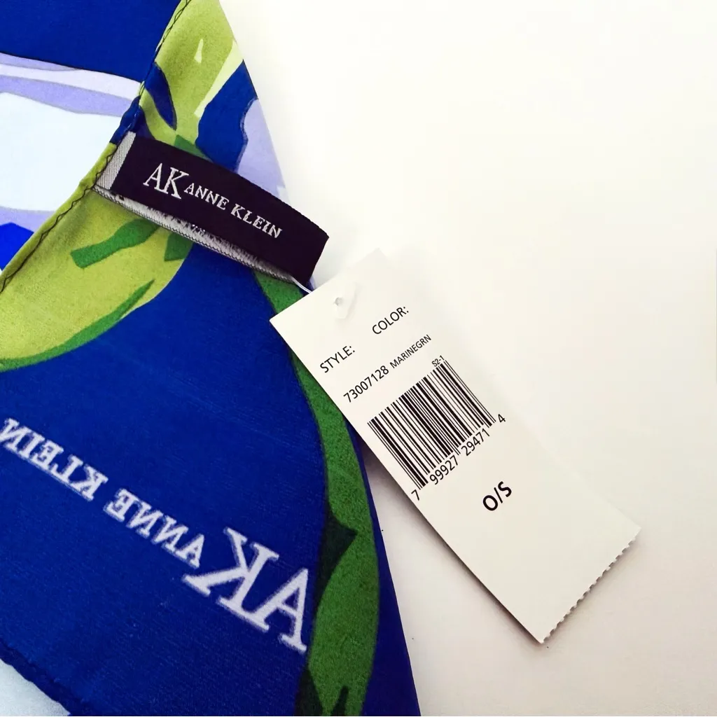 NWT Anne Klein 100% Silk Floral Rectangular Scarf - Image 5