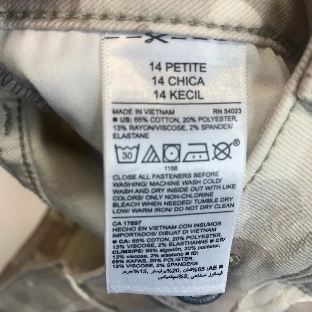 Old Navy Rockstar High Rise Super Skinny Pale Camo Jeans Sz 14 P - Image 2