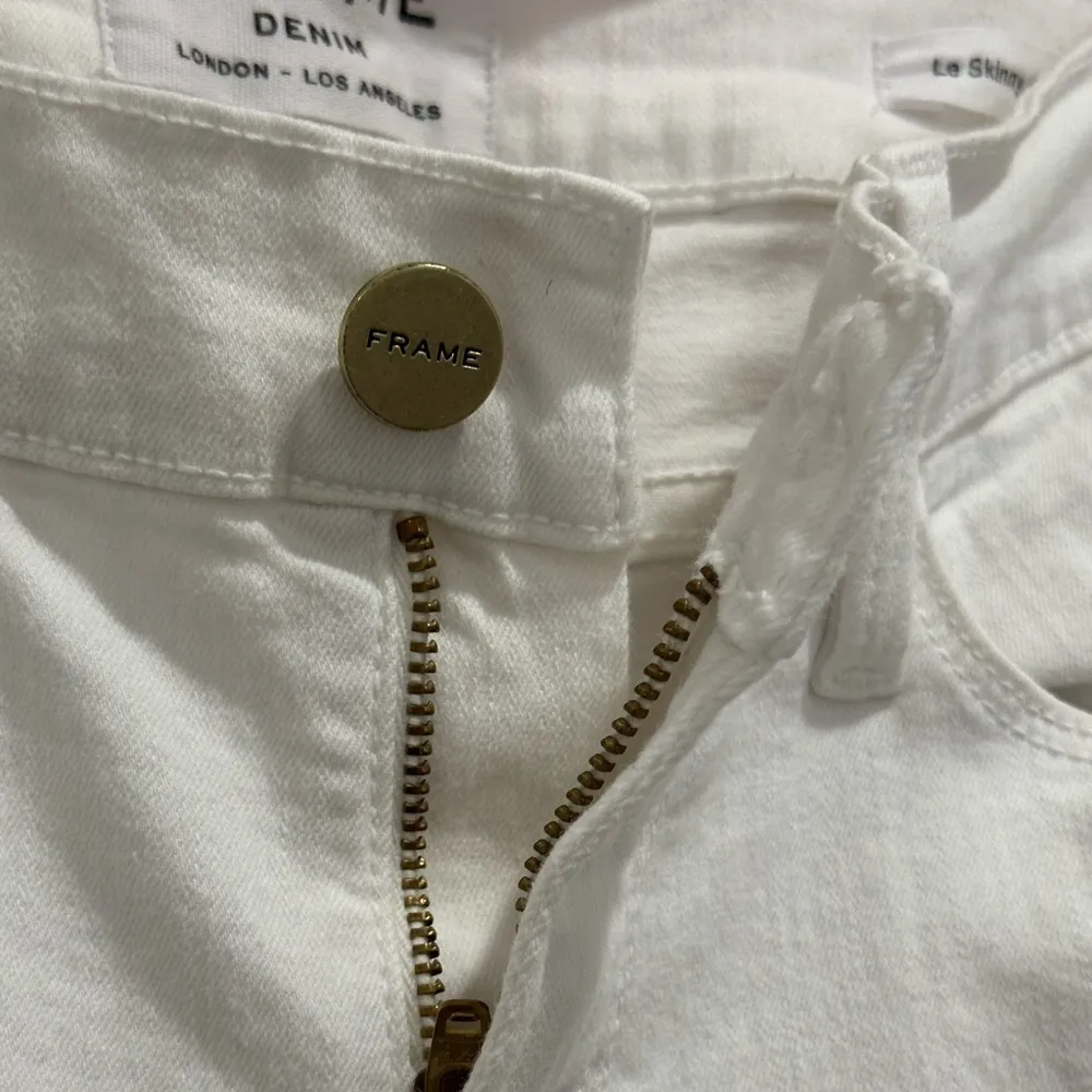 Frame Le Skinny de Jeanne Skinny Jeans Raw Stagger Hem Jeans Mid Rise White 26 - Image 6