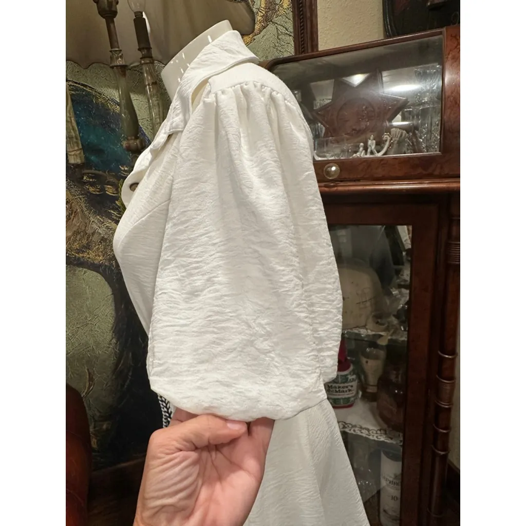 Women's Hint of Blush White Mini Dress with Black Belt M - Image 5