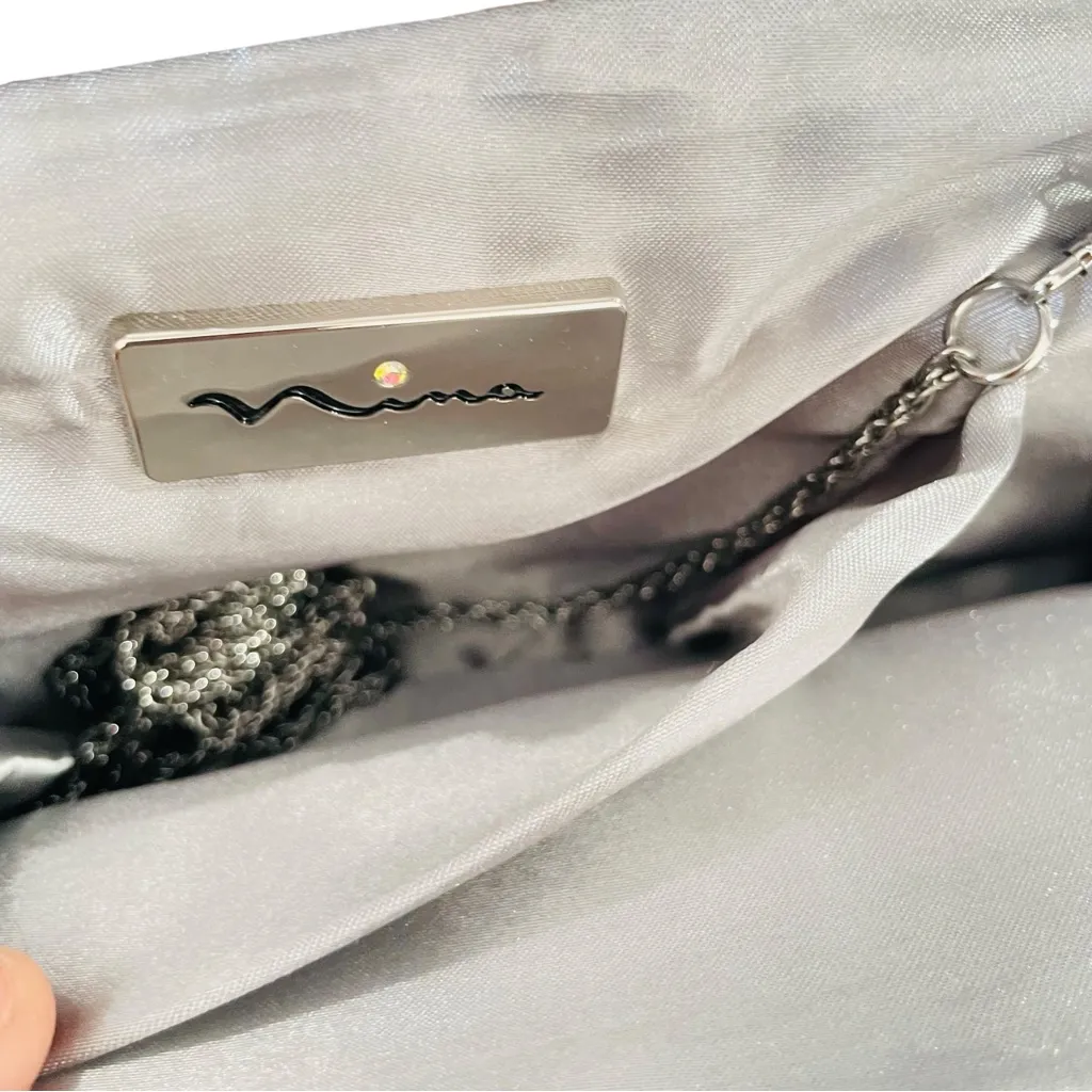 Nina Women's Pleated Metallic Frame Clutch
Evening Clutch Shoulder purse - Image 9