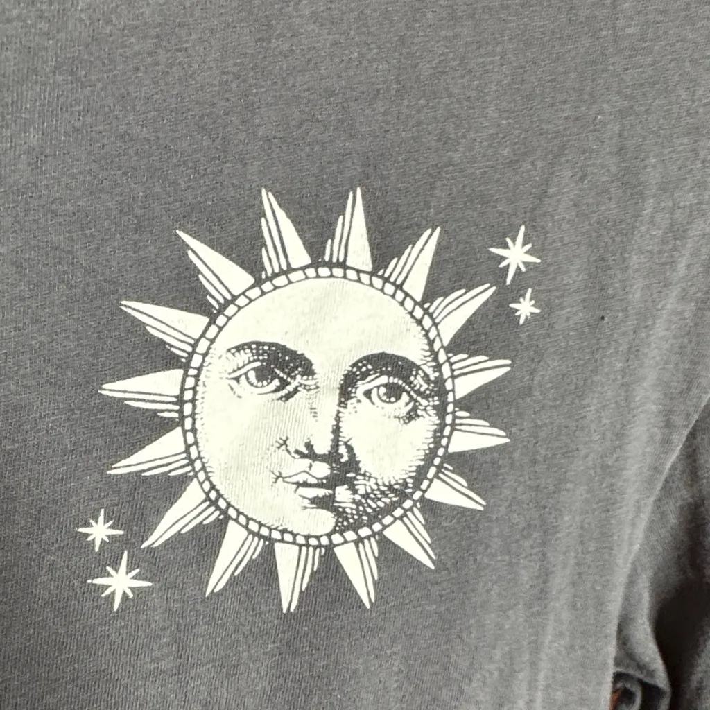 Tilly’s Rebellious One Gray Long Sleeve Shirt Celestial Design Size Small - Image 7