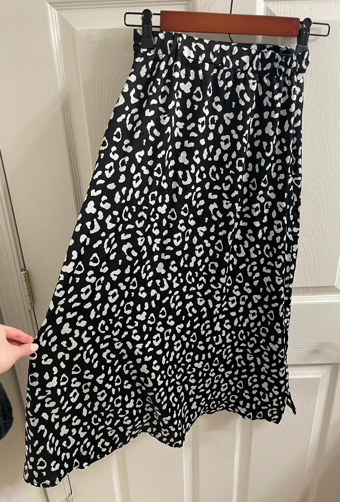 Beginning Boutique Black Leopard Silk Skirt  - Image 5