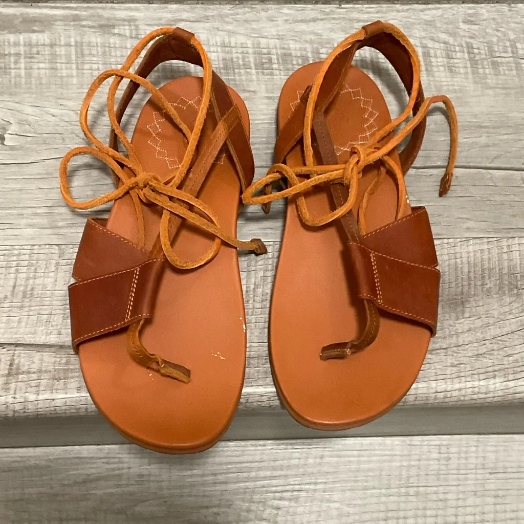 Chaco Sage Maple Leather Size 6 - Image 2