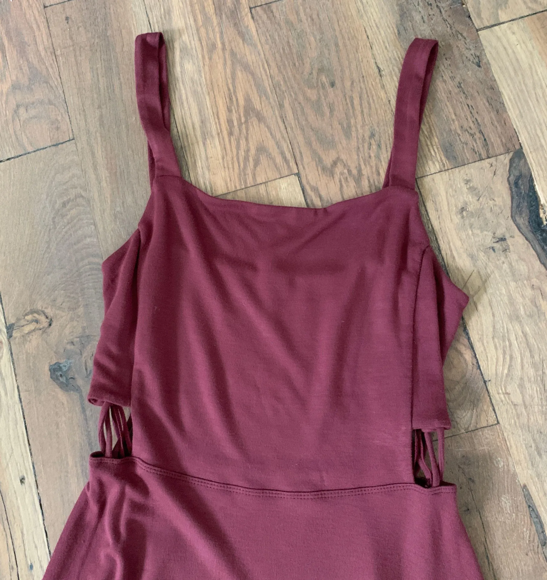 Womans Burgundy Sleeveless Skater Dress Size Medium - Image 4