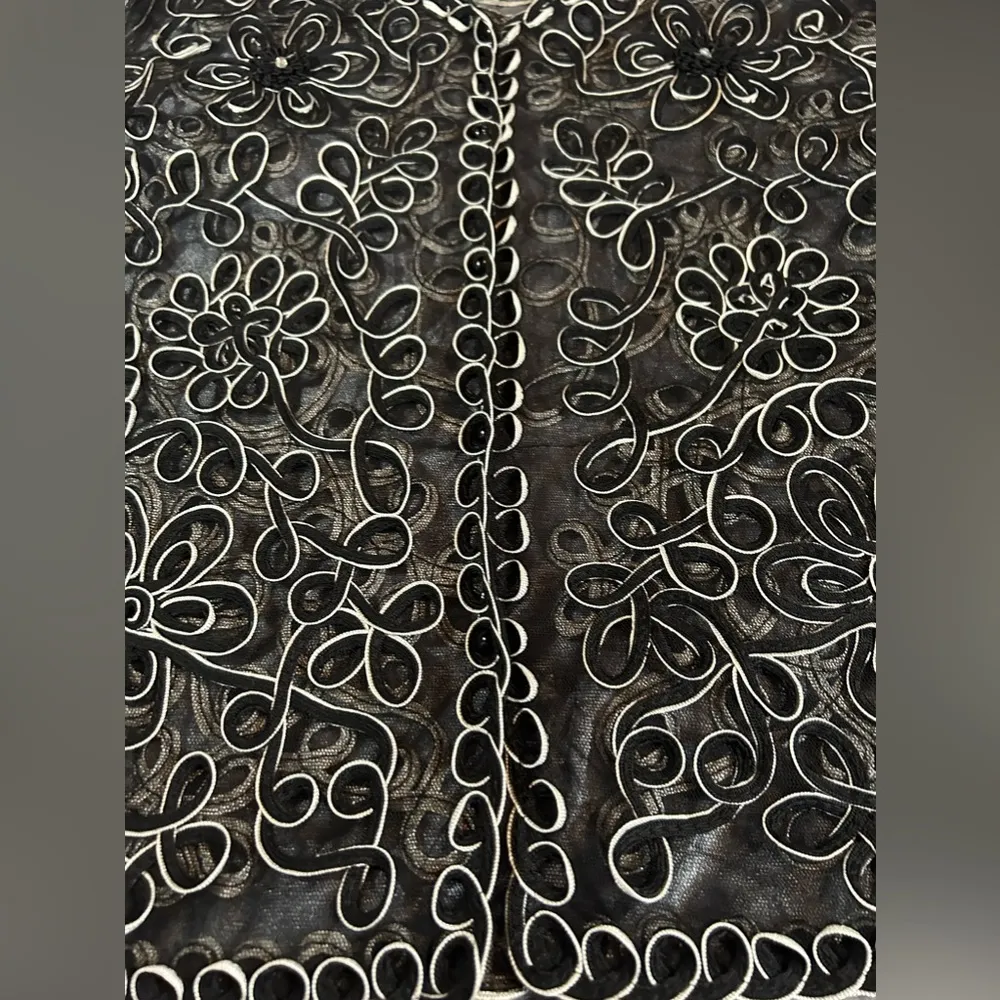 Compliments Sheer Floral & Loop Style Cardigan Small Black - Image 10