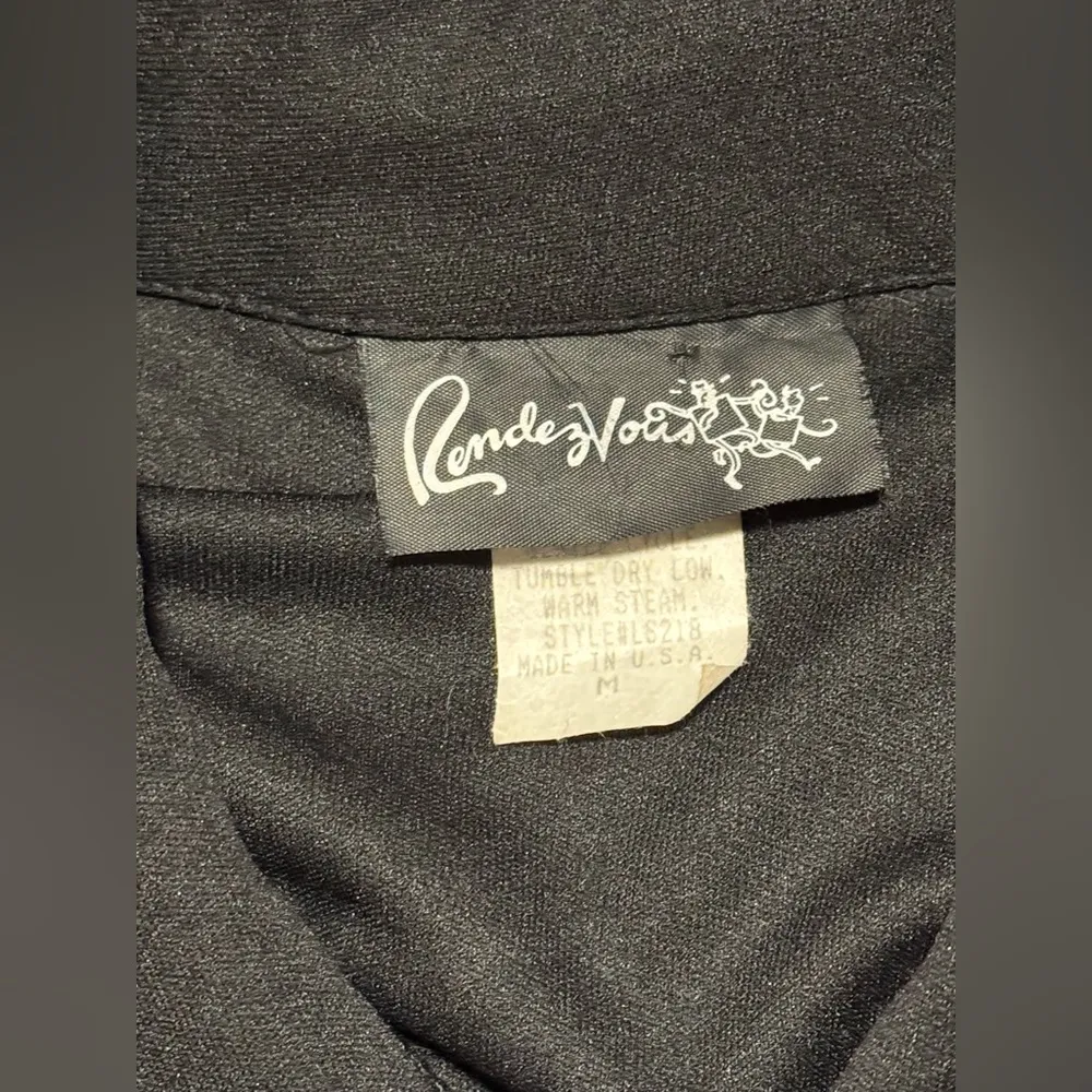 EUC Rendezvous Black Collar Button Down Blouse size medium - Image 9