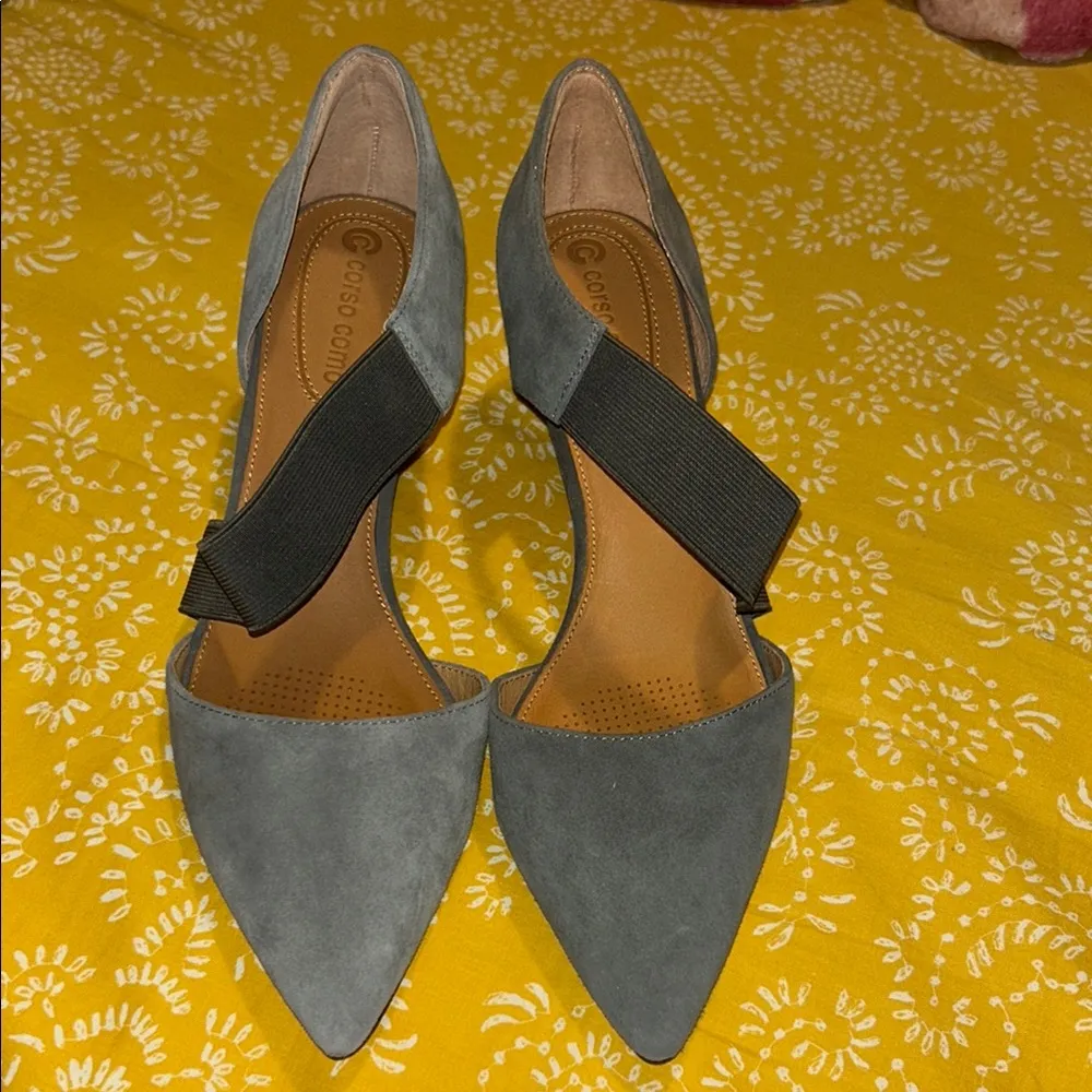 Corso Como Gray Heels with Asymmetrical Design - Image 2