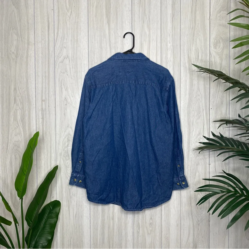 Christine Alexander Bedazzled Cat Button Down Chambray Denim Shirt size M Medium Blue - Image 2