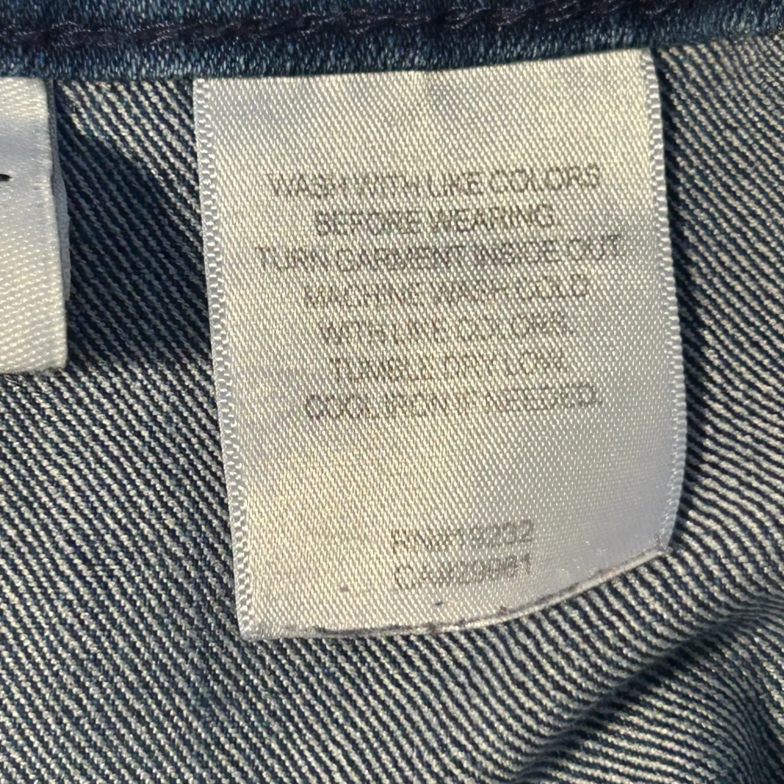 Alfred Dunner Women Blue Denim Elastic Waist Cropped Pants Size XL - Image 4