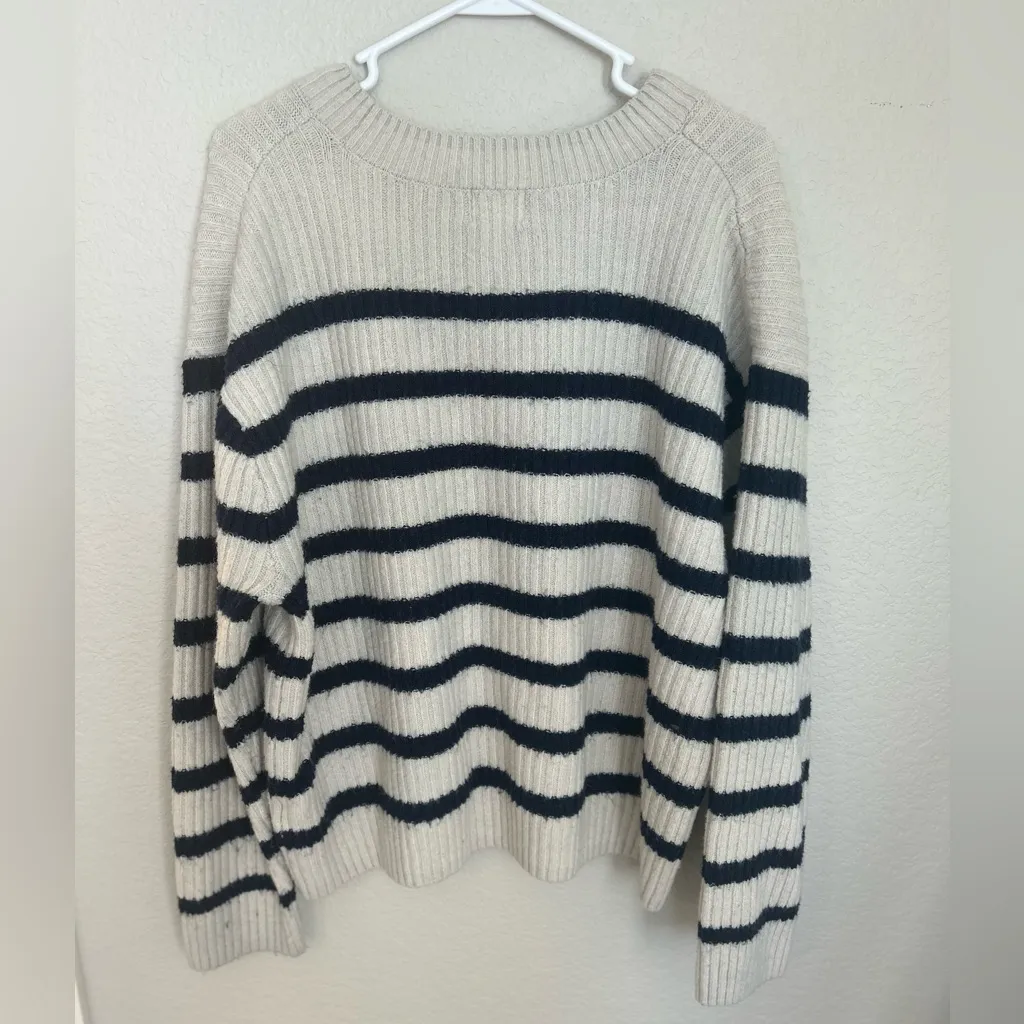 H&M Navy and Cream Striped Sweater Size XXL - Image 3