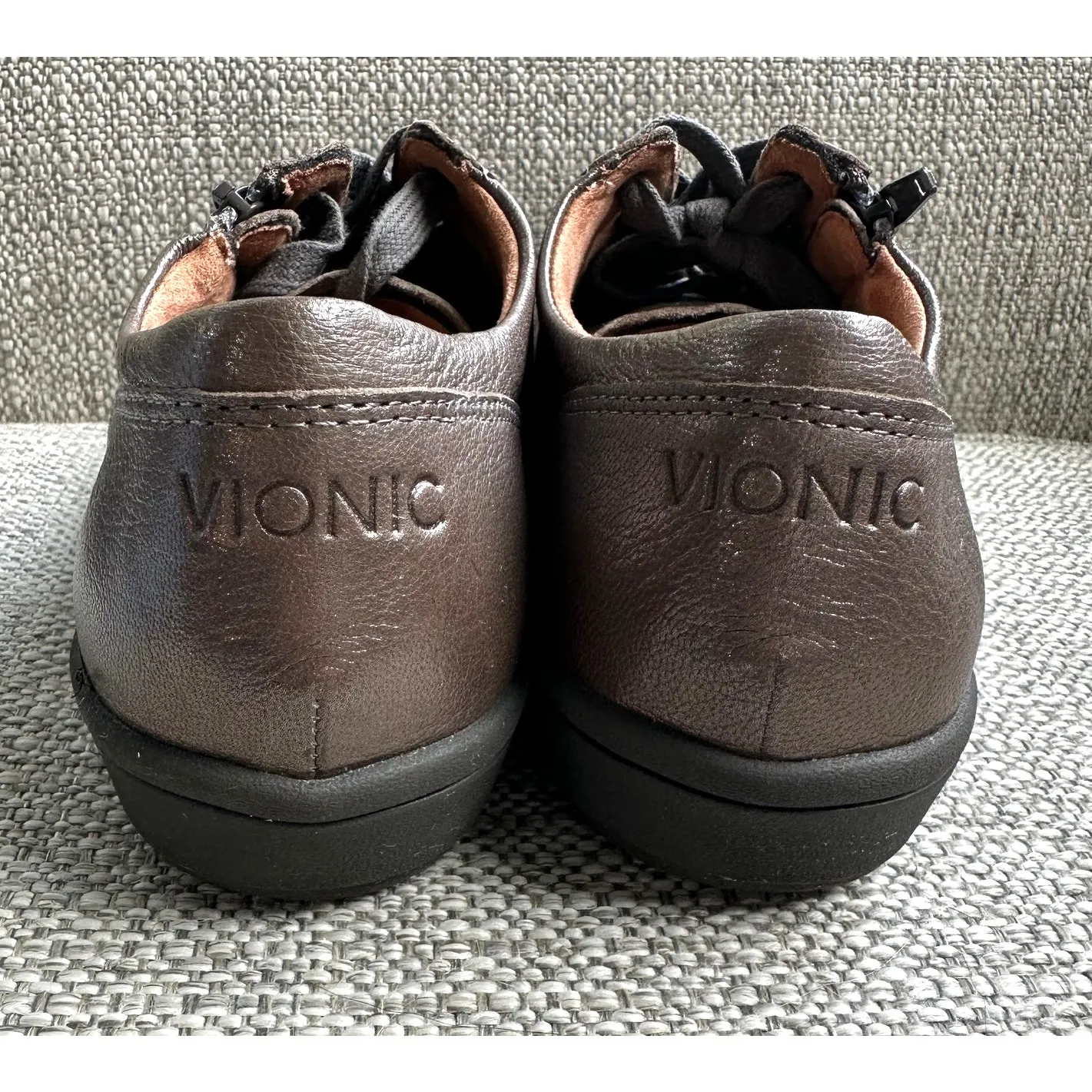 Vionic Abigail Women's Sz 8 Bronze Orthopedic Supportive Lace Up Zipper Sneakers - Image 6