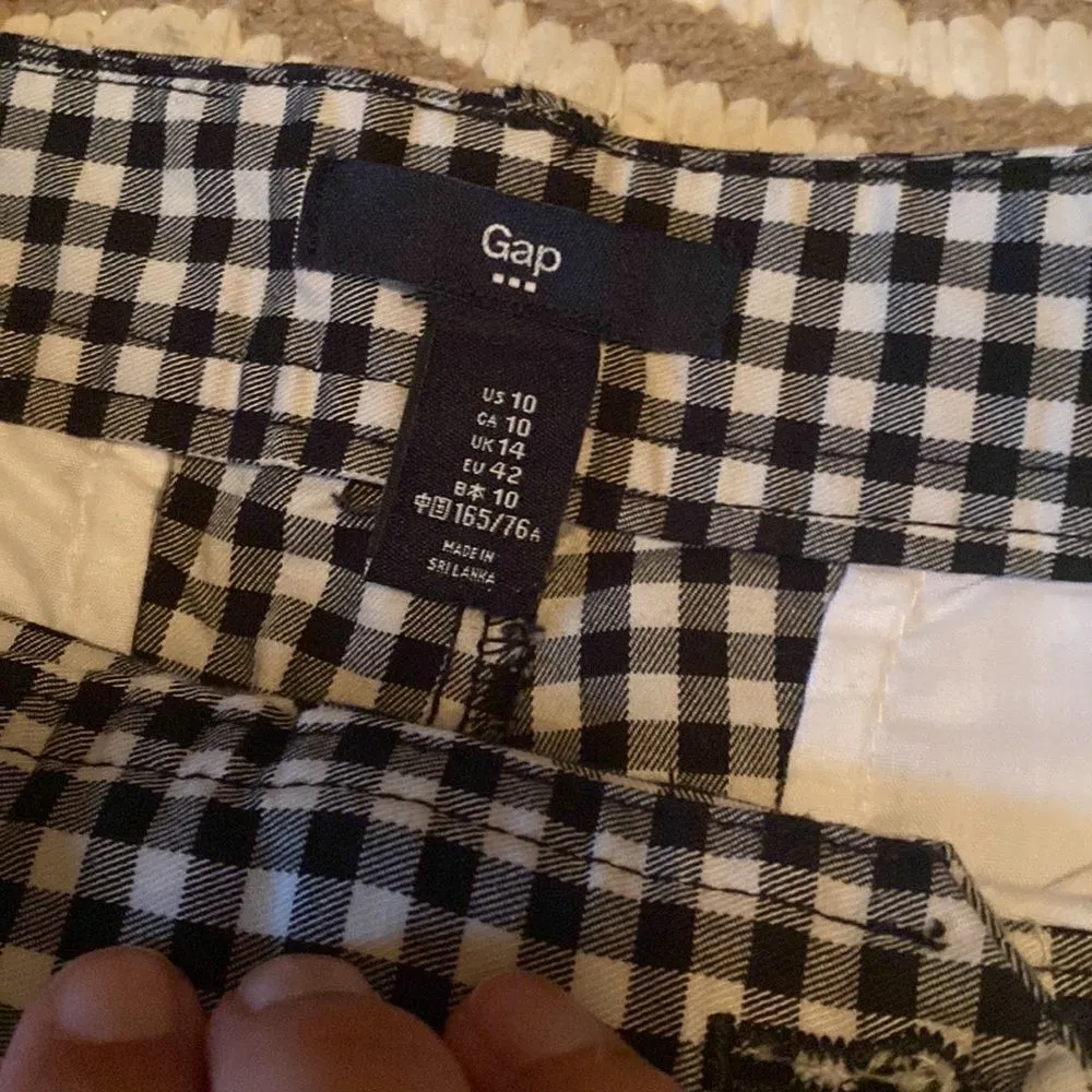 Gap plaid shorts 10 - Image 3