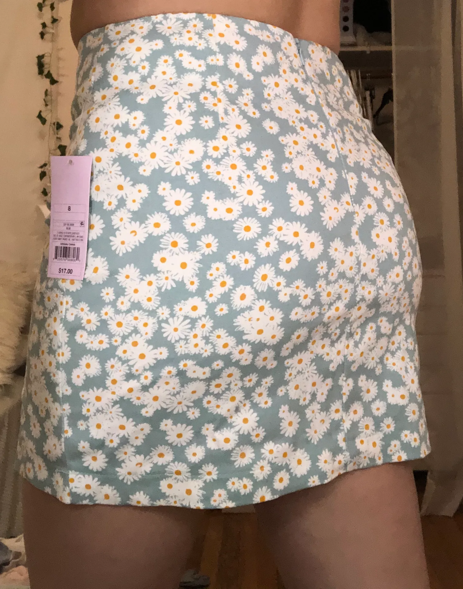 Target NEW WITH TAGS Blue Daisy Skirt - Image 2