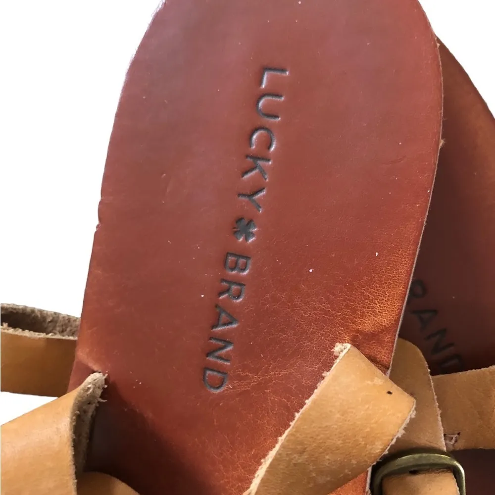 Lucky Brand Casual Brown Leather Strappy Flat Sandals Sz. 8 Summer Beach Date - Image 3