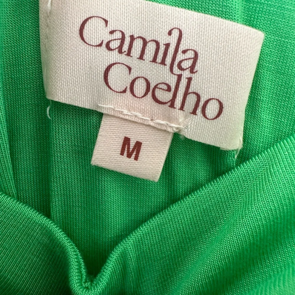 NWT Camila Coelho Pixie Skirt Green Size Medium - Image 4