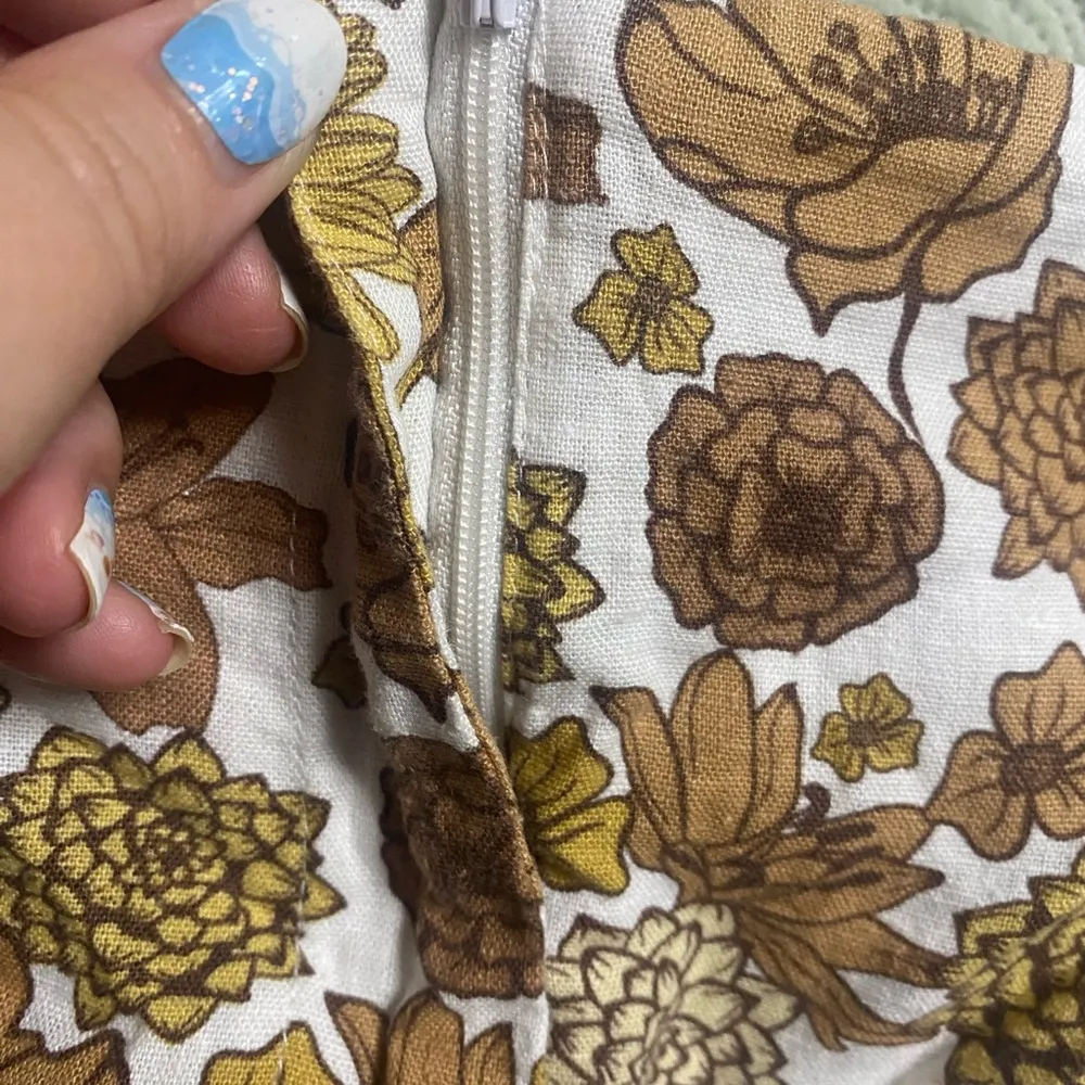 C&C California Shorts Size 12 Floral Linen Blend High Wasit Retro Paperbag Brown - Image 4