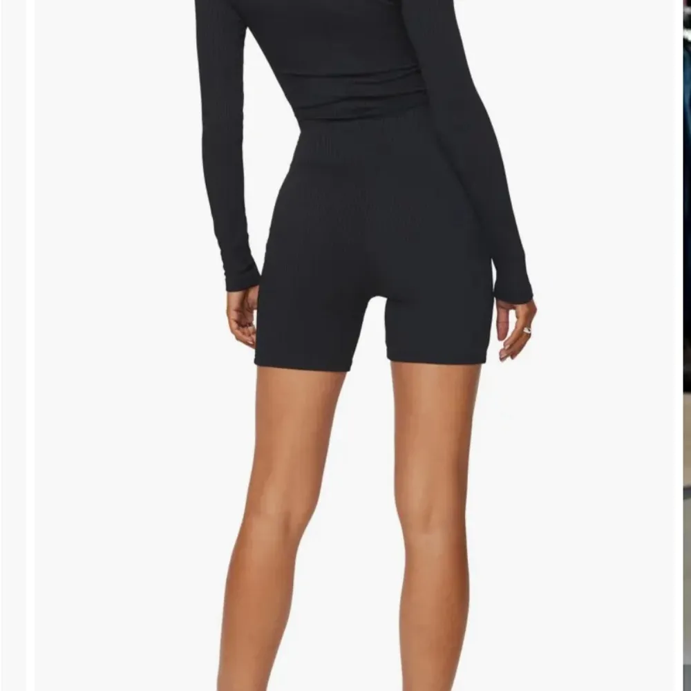 🌺NWT PRINCESS POLLY BLACK SARA PLAYSUIT SIZE 10🌺 - Image 2