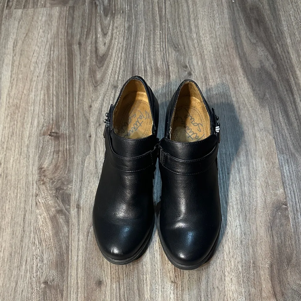 Natural Soul Black Ankle Booties - Image 3