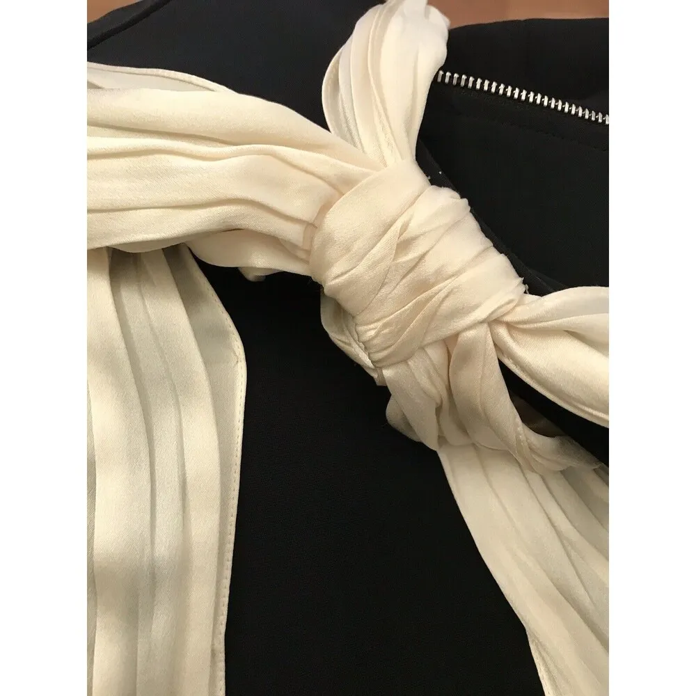 NWT Gucci Bow Detail Dress Size 38 - Image 8