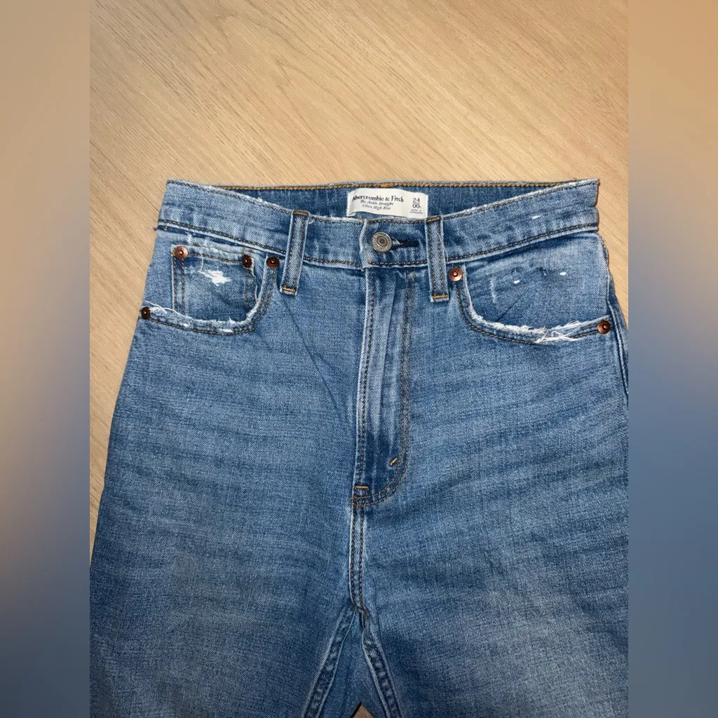Abercrombie & Fitch Ankle Straight Leg Jeans ultra high rise - Image 2