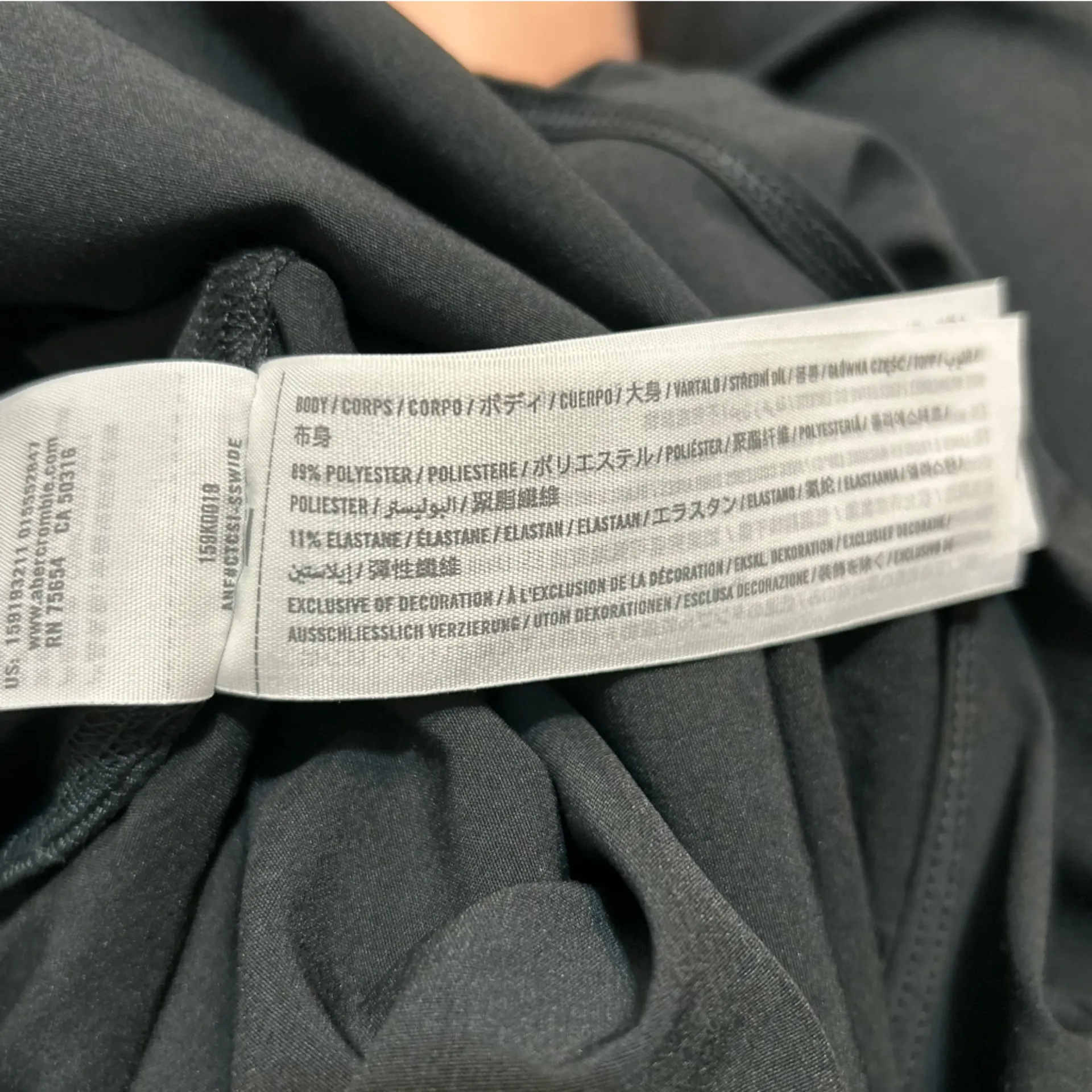 Abercrombie & Fitch Black Travelers Sleeveless Jumpsuit Size Small Tall - Image 6