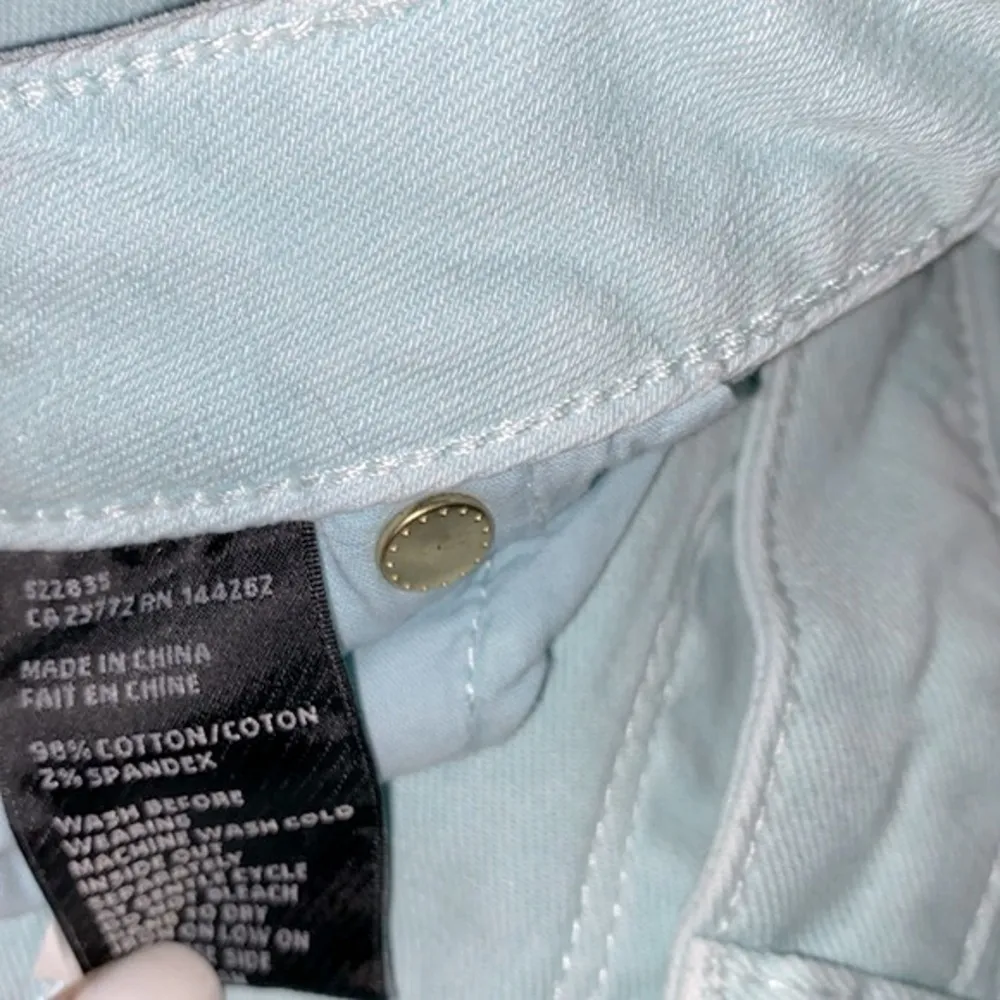 Dex women’s mint green jeans size 32 - Image 7