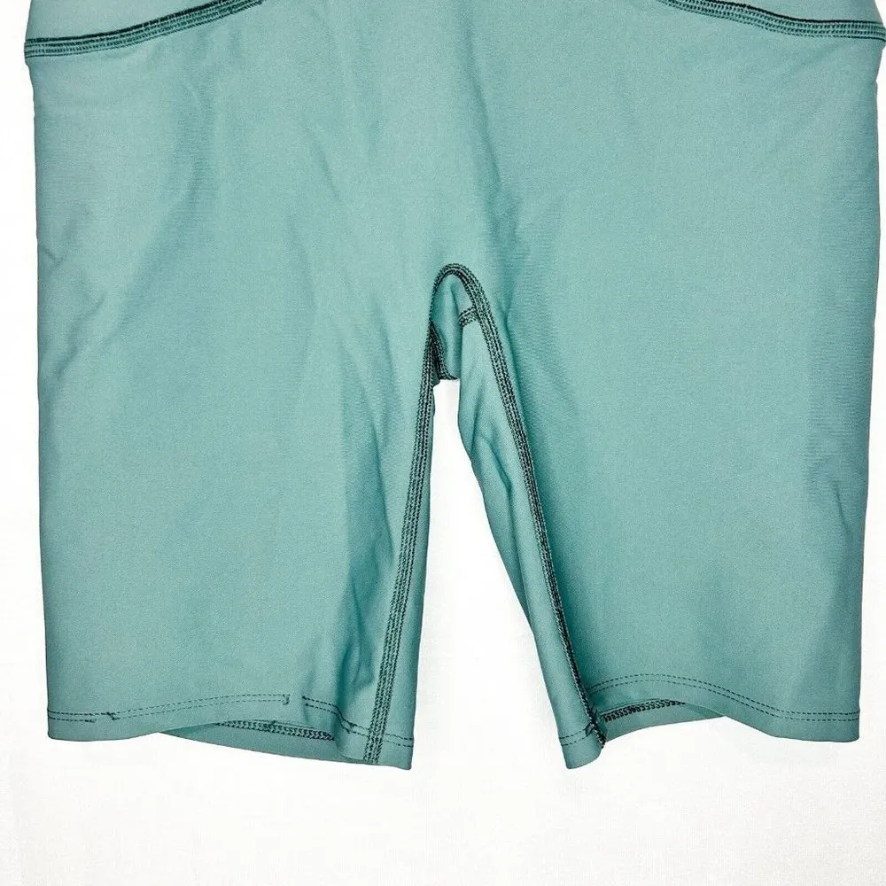 Athleta Sage Green Bike Shorts Womens High Waist Nylon / Spandex Sz 6 - Image 3