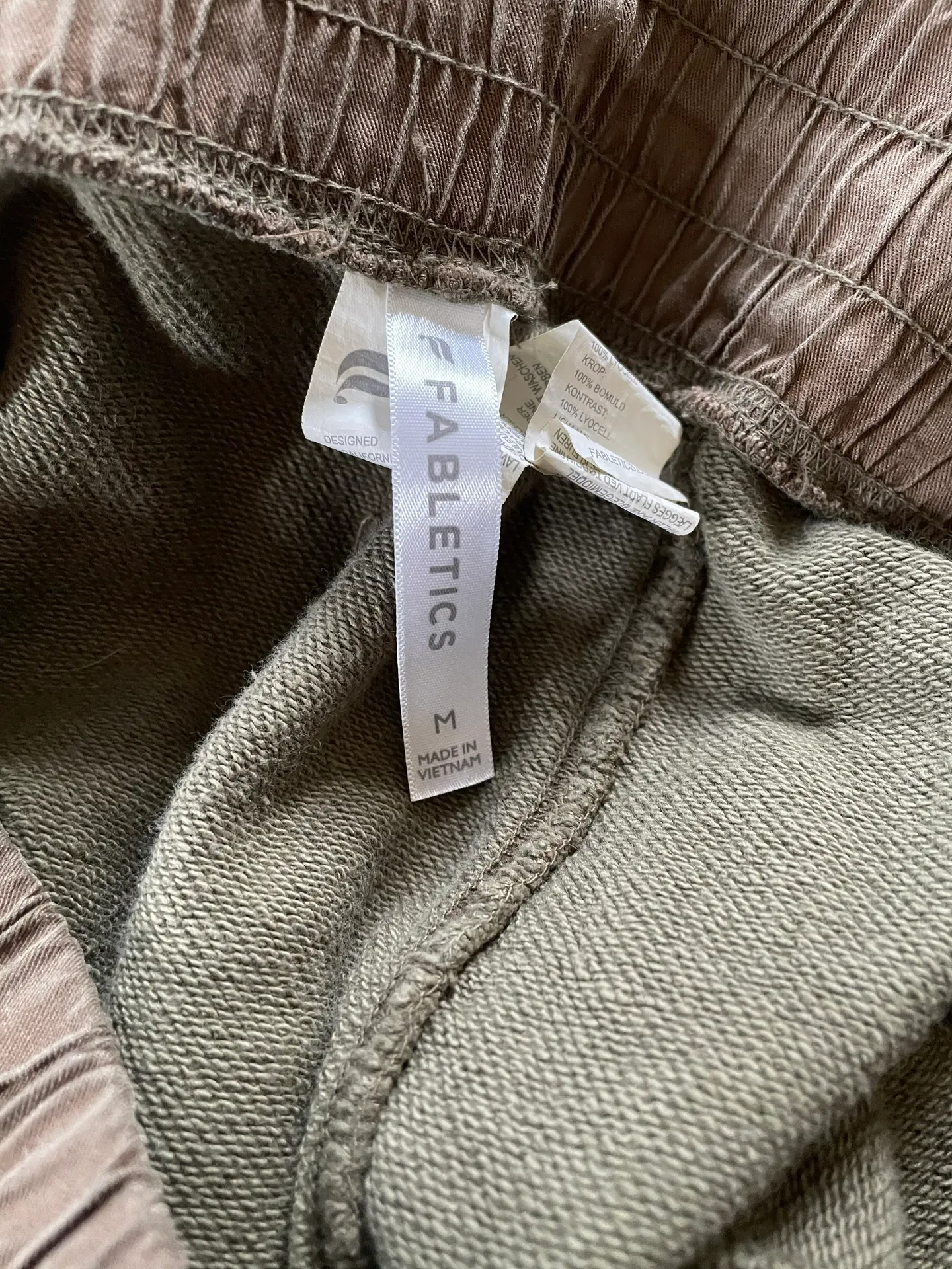 Fabletics Matching Set - Image 6