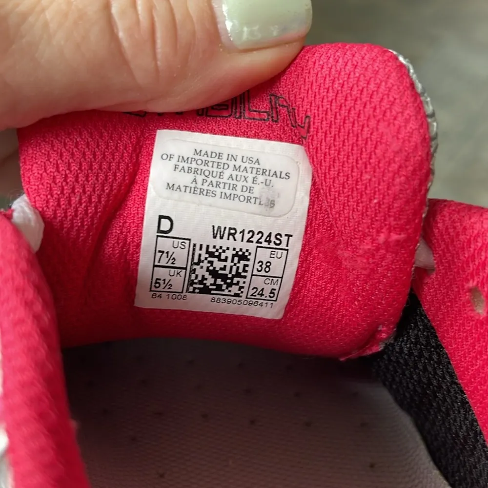 New Balance Women’s 1224 Running Shoe - Image 8