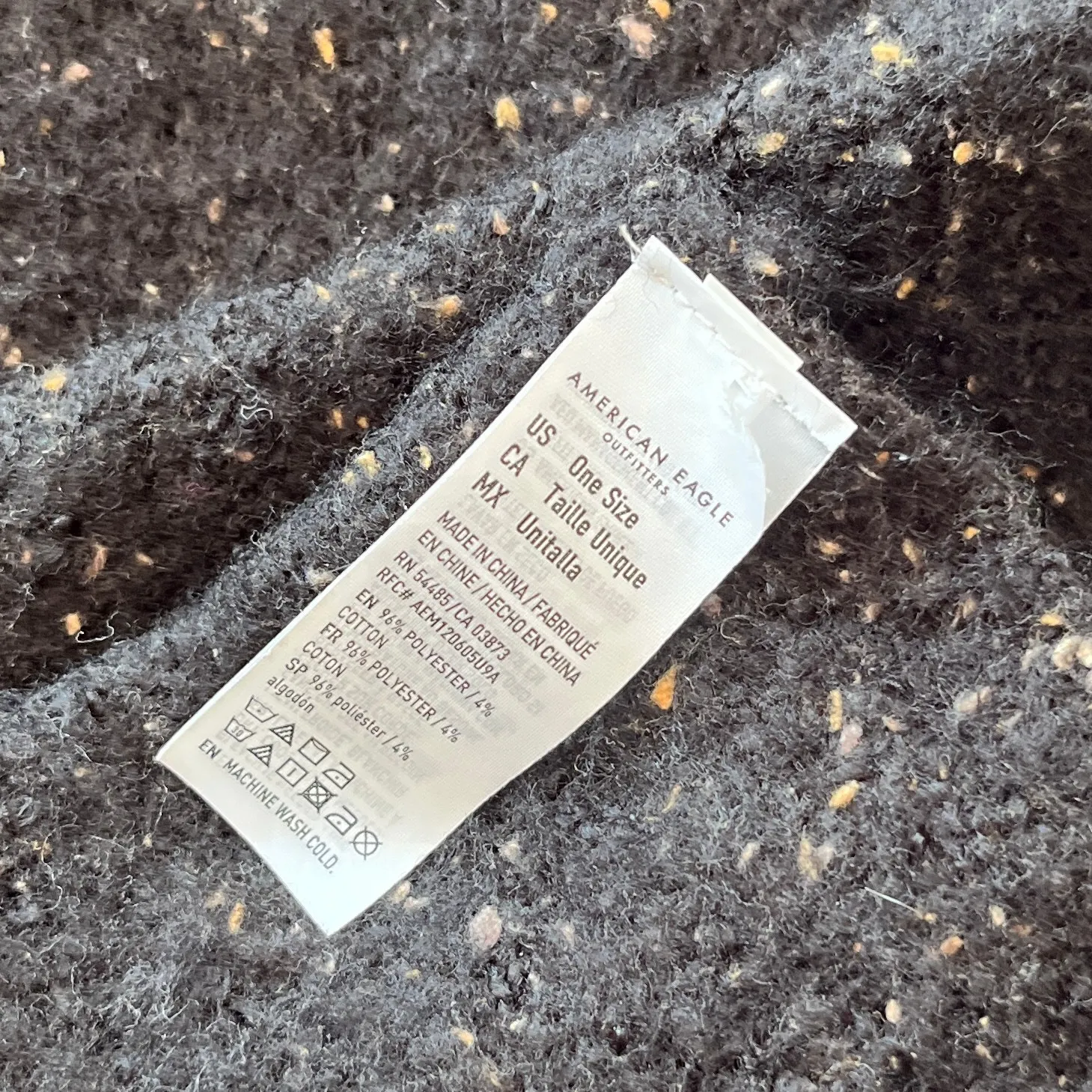 American Eagle Outfitters | Black Speckled Fuzzy Blanket Scarf | 2010s - Image 5