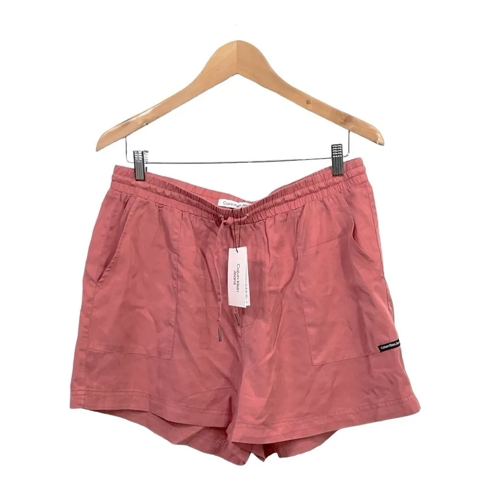 Calvin Klein Jeans High Rise Lyocell Pull On Shorts NWT
Women's M Coral color - Image 2