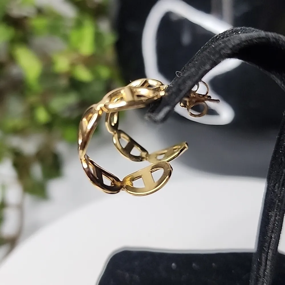 Gold Mariners Chain Link Open Hoop Earrings New - Image 3