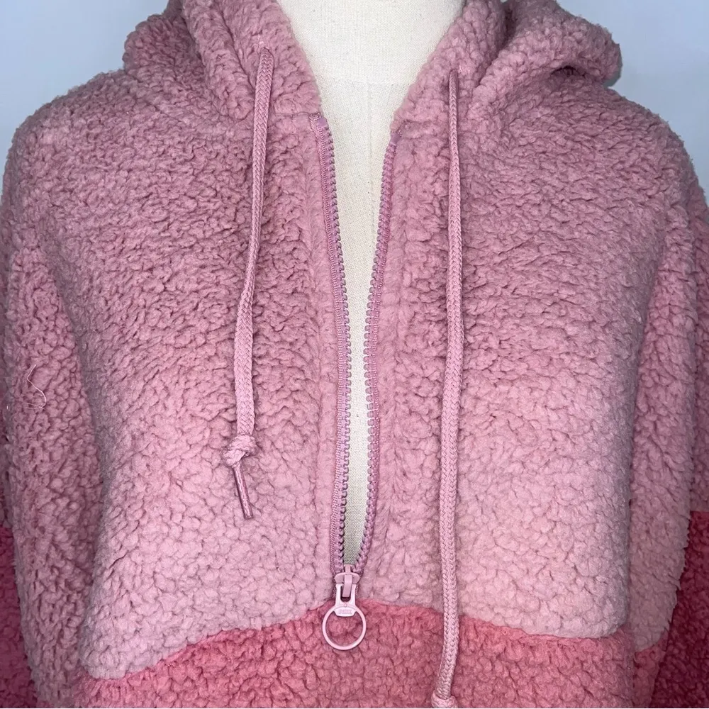 PINK VICTORIA’S SECRET Varsity Sherpa Half Zip Pullover Pink Colorblock Med NWT - Image 5
