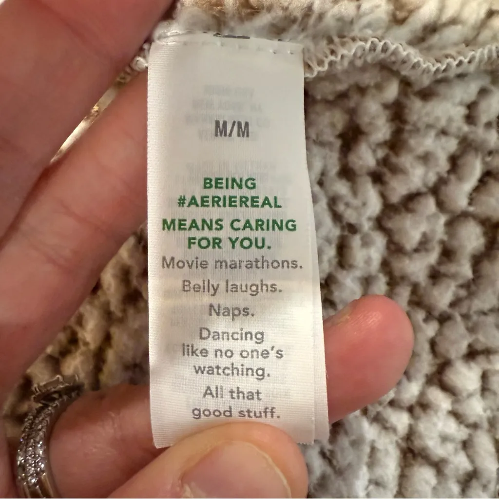 Aerie Sherpa Hooded Cozy Belted Robe Womens Medium White/Brown Pocket Fleece Spa - Image 6