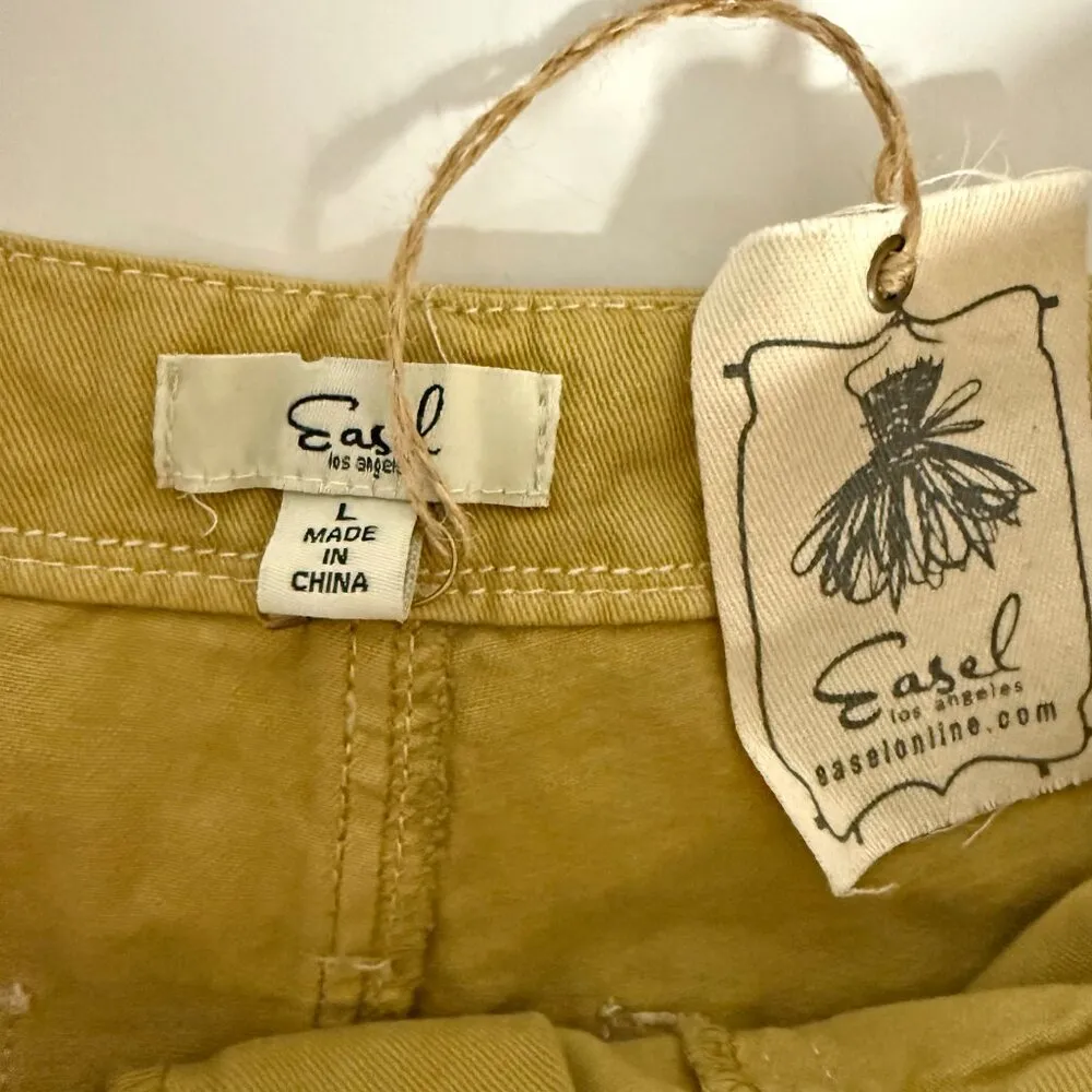 *NEW* Easel Crop Jeans - Image 5