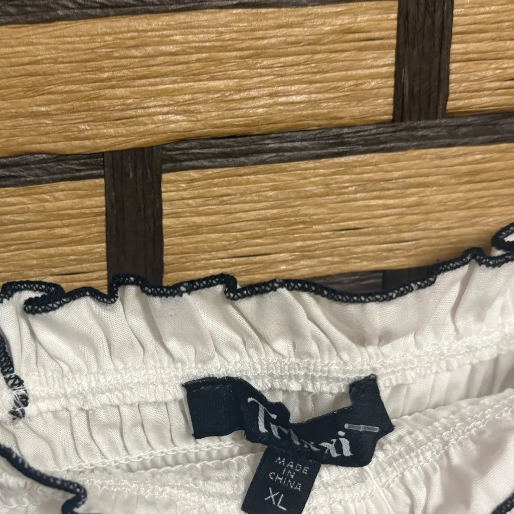 Trixxi White Tank Top Size XL - Image 6