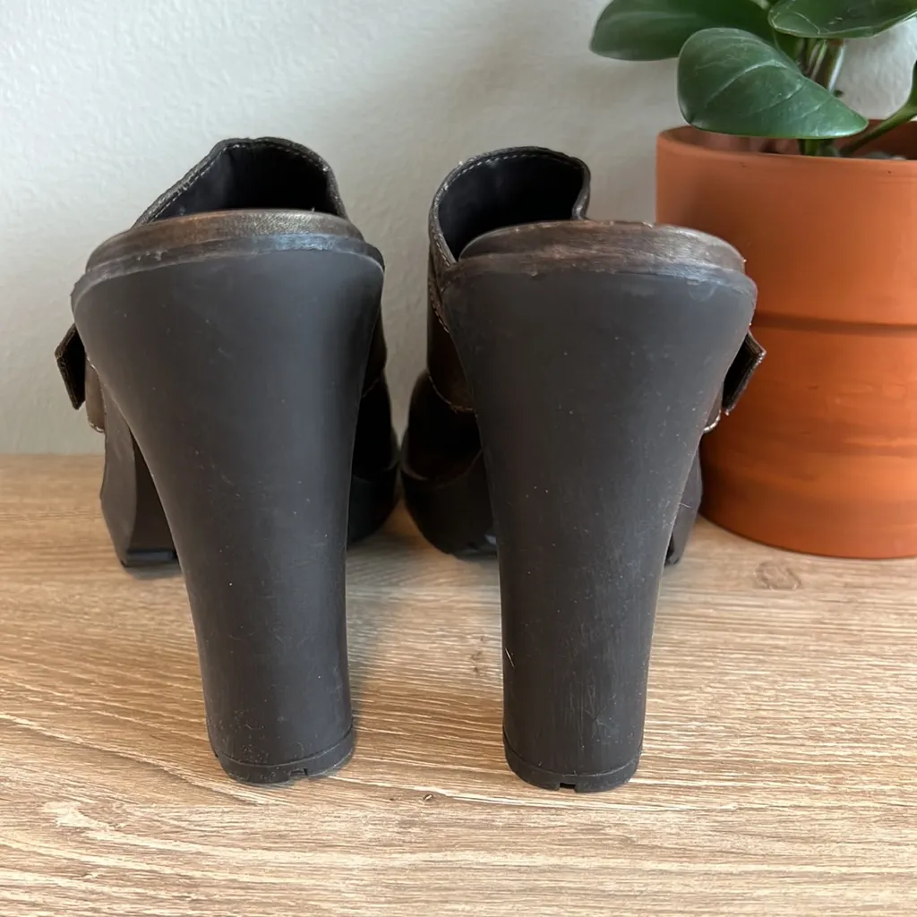 Vintage 90s Y2K Via Spiga Chunky Gray Metallic Leather Slip On Mules, 9 - Image 6