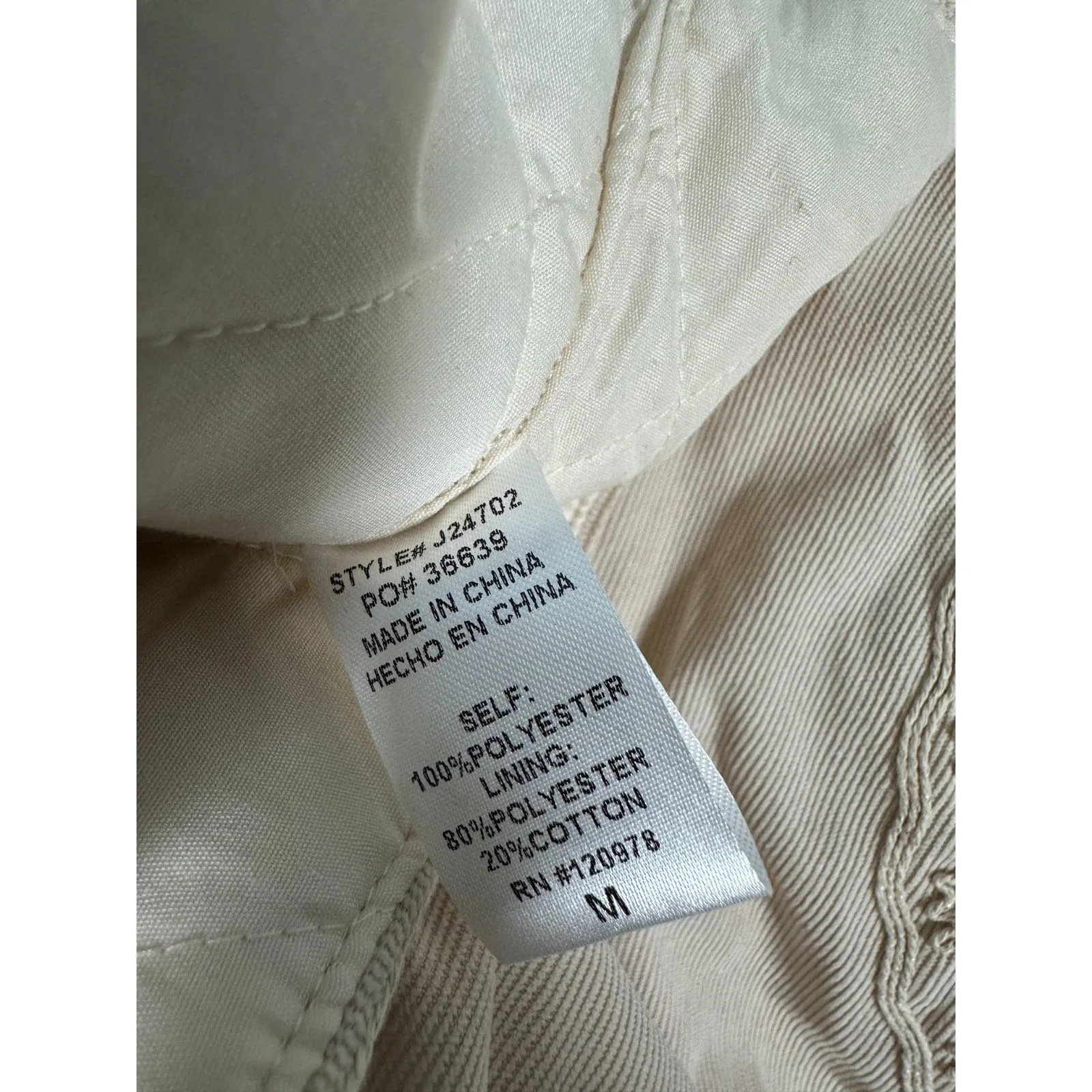 Entro Veada Embroidered Cream Floral Quilted Topper Tie Medium NEW with Tags - Image 5