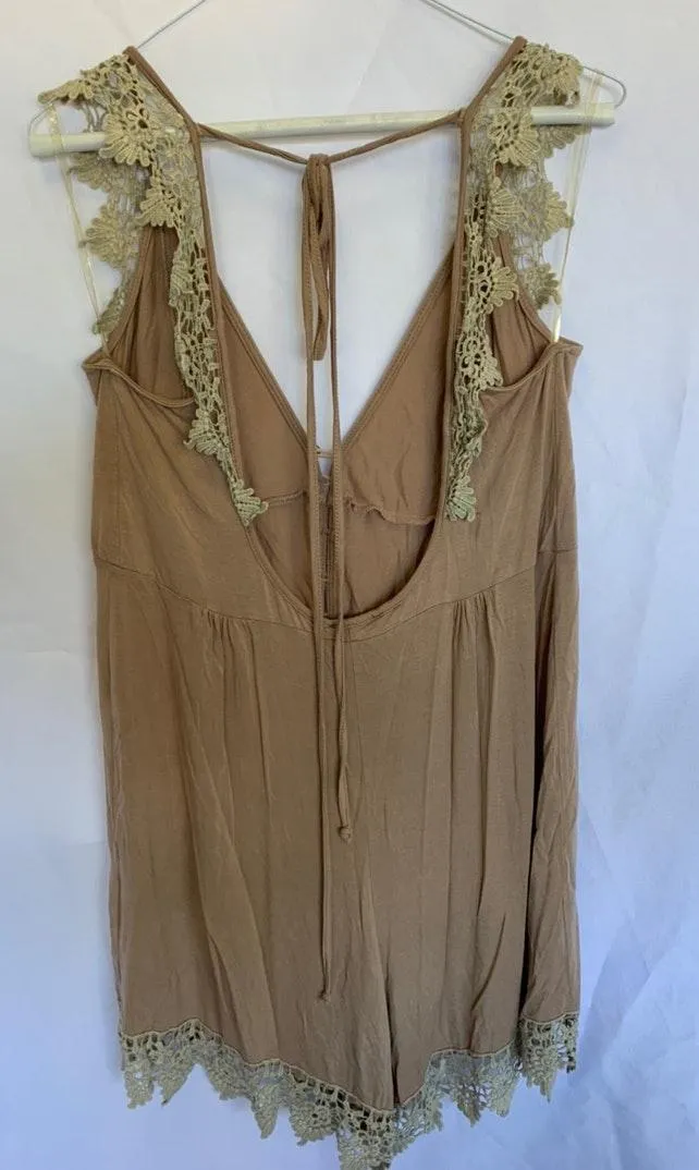 POL Flowy Romper - Image 2