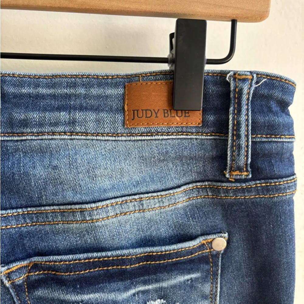Judy Blue Straight Fit Distressed Jeans size 29 staple‎ layered minimalist - Image 5
