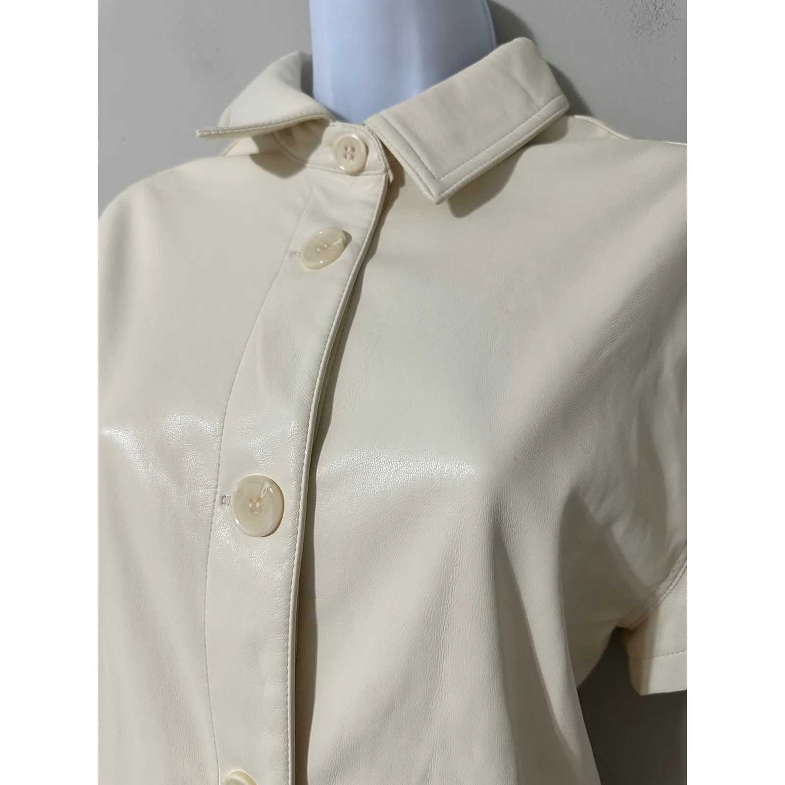 BAGATELLE COLLECTION Faux Leather Shirt Button Down Short Sleeve Cream Size S - Image 2