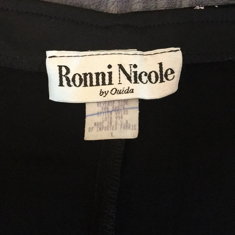 Vntg RONNI NICO by OUIJA Blk Floral V-Nk Top EUC L - Image 6