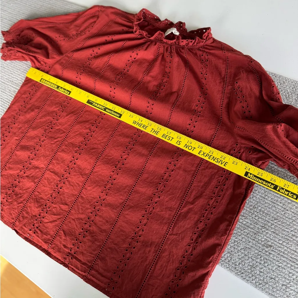 Universal Thread Rust Red Brown Eyelet Lace Ruffle Neckline Puff Sleeve Top L-XL - Image 6