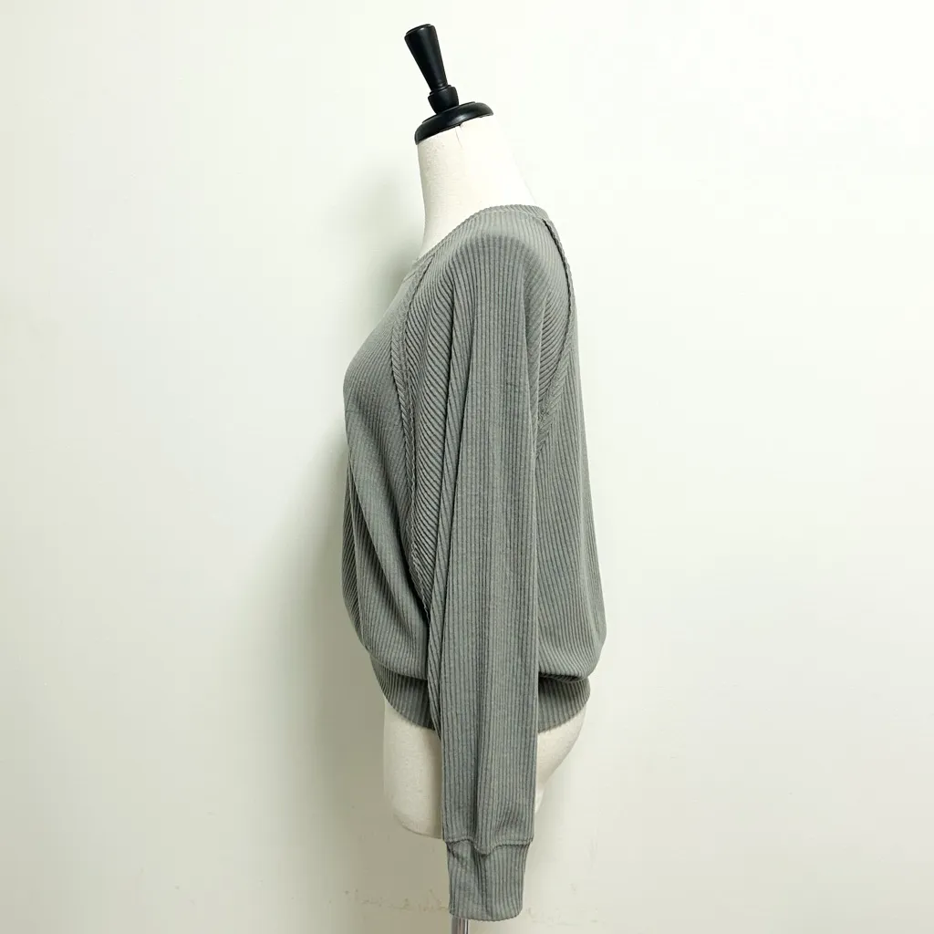 Mono B Green Gray Moon Mist Ribbed Dolman Sleeve Exposed Seams Top Large NWT - Image 3