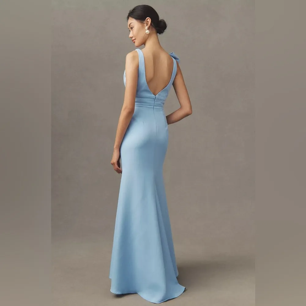 MAC DUGGAL Sleeveless V Neck Bow Detail Mermaid Gown in Powder Blue 6 - Image 3