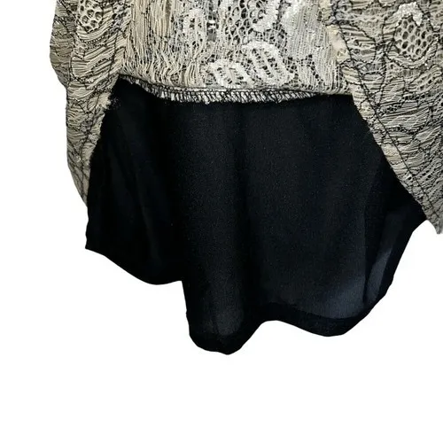THE LIMITED Gorgeous Black With Champagne Brocade Lace Overlay NWOT Size Small‎ - Image 6