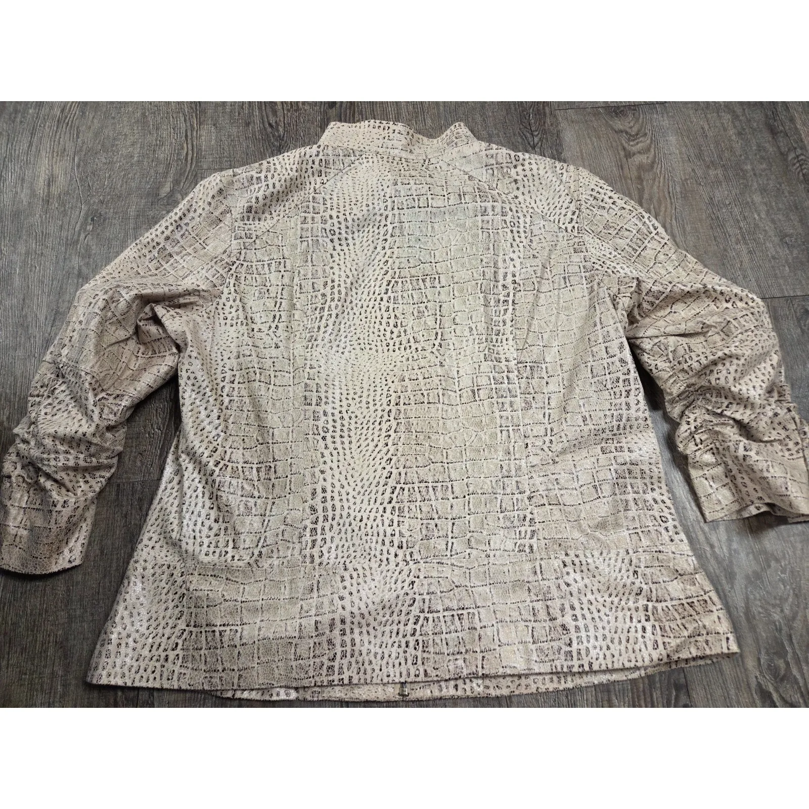 Chico's Snake Skin Leather-Like Faux Suede Brown Beige Jacket Size 2 - Large - Image 5