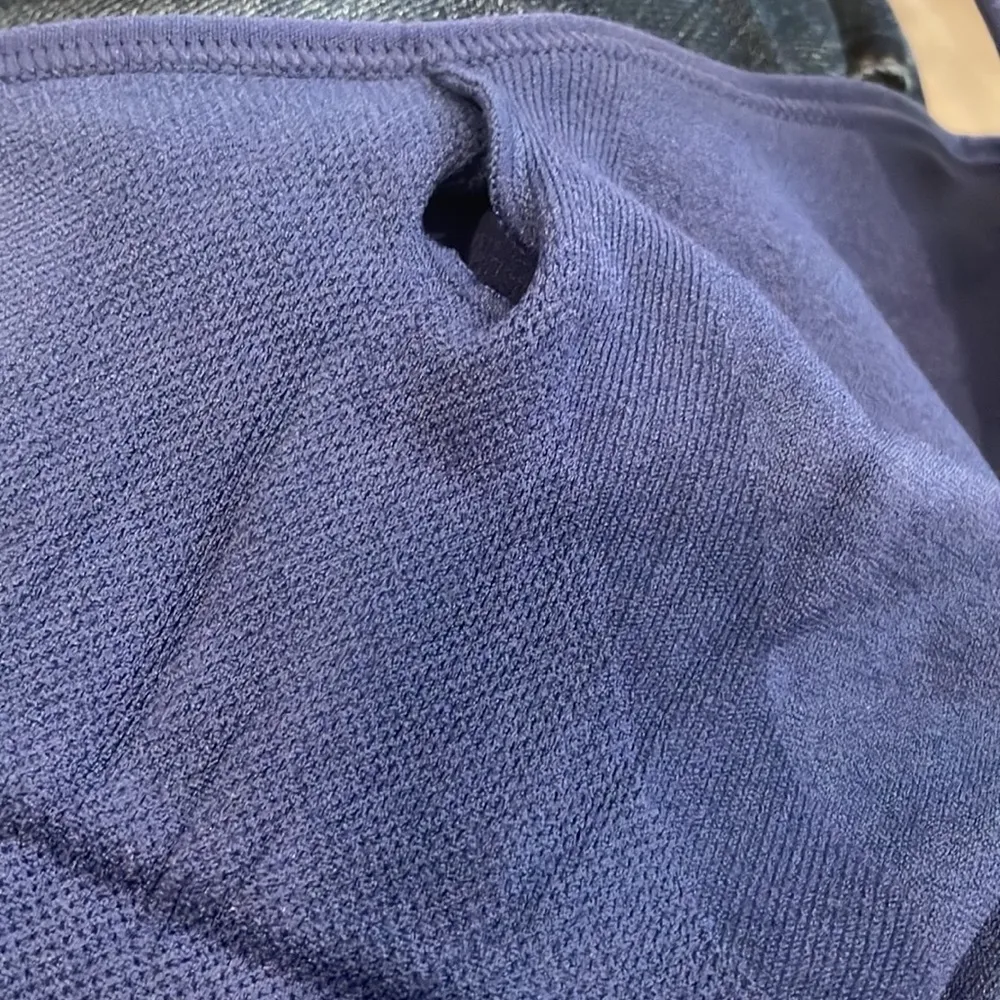 Puma navy blue sports bra - Image 7